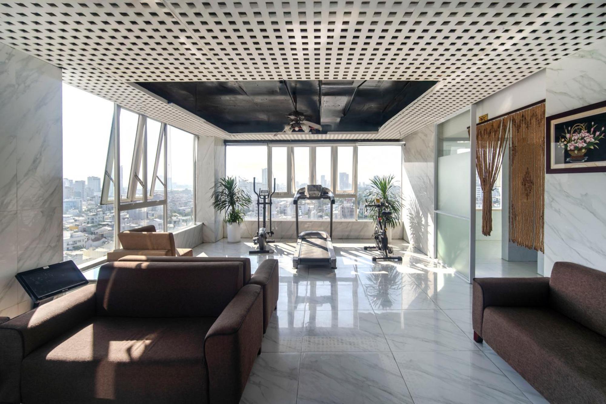 Crystal Hotel By Ha My Da Nang Exterior photo
