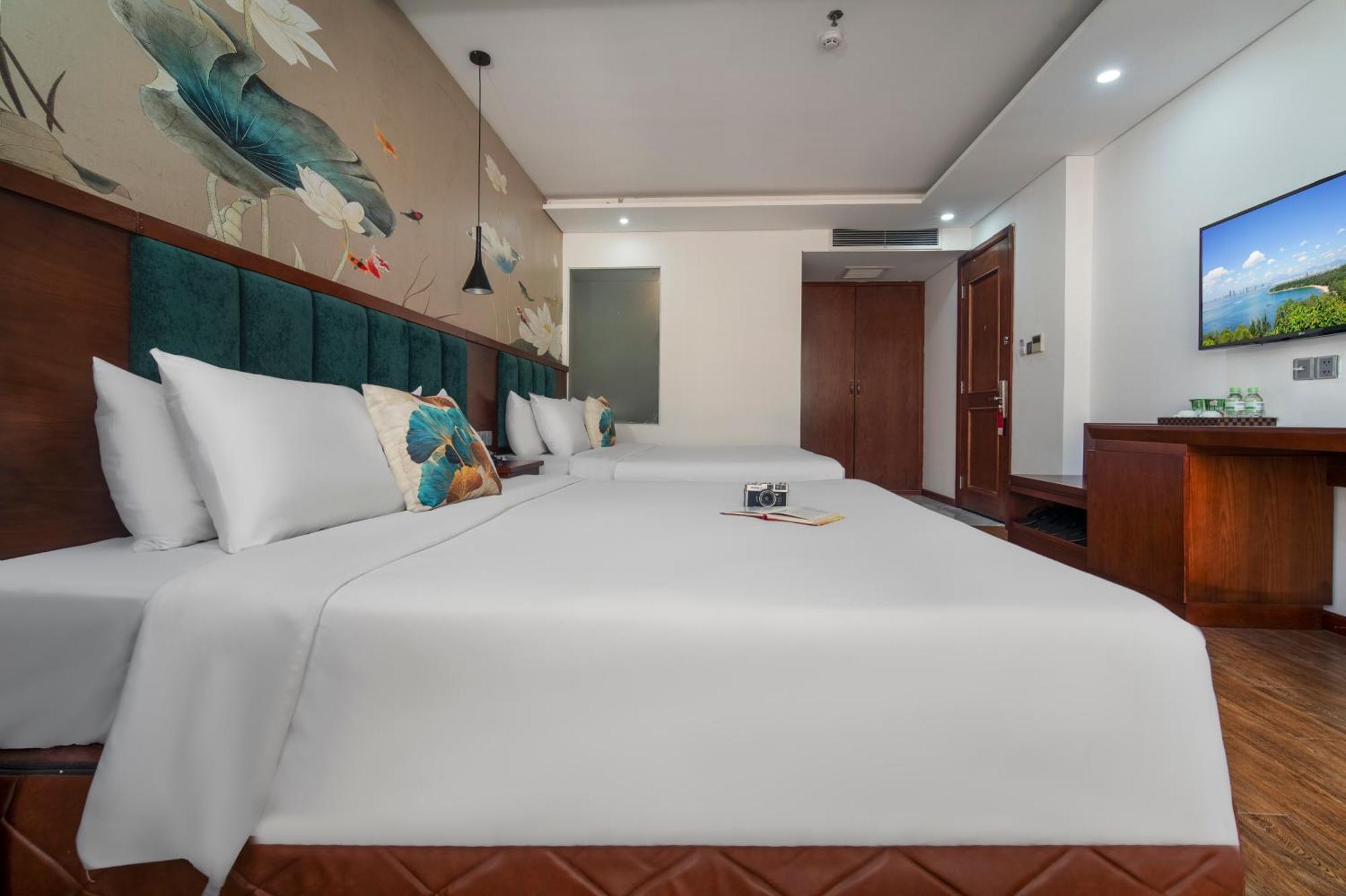 Crystal Hotel By Ha My Da Nang Exterior photo